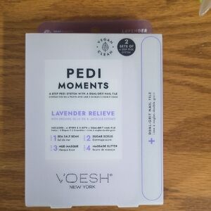 Lavender Relieve Pedi Moments Set By Voesh New York